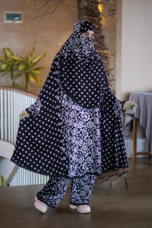 Khimar Plazu Set Code 101