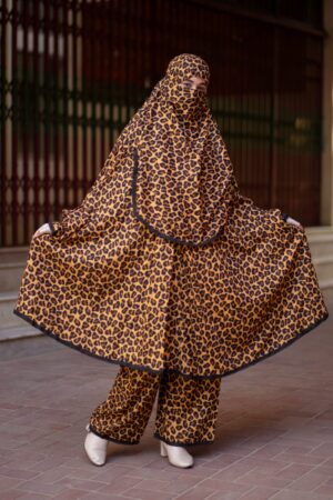 Khimar Plazu Set Code 054